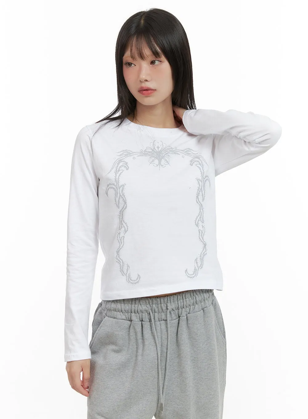 Acubi Graphic Cotton Crop Long Sleeve Tee CG426