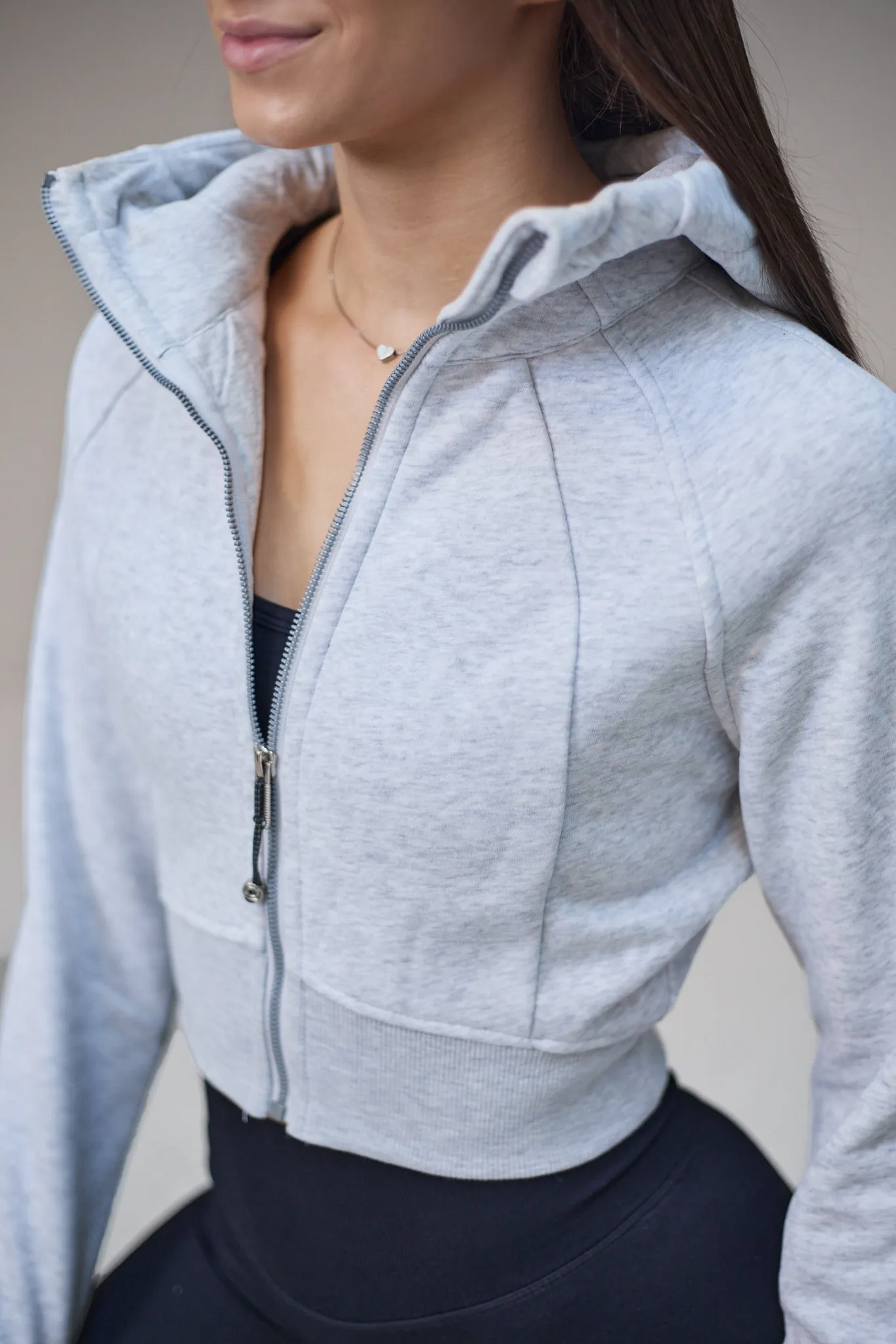 BANDASY CROPPED ZIP HOODIE GRAY