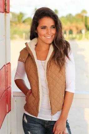 Camel Quilted Vest with Fur Collar