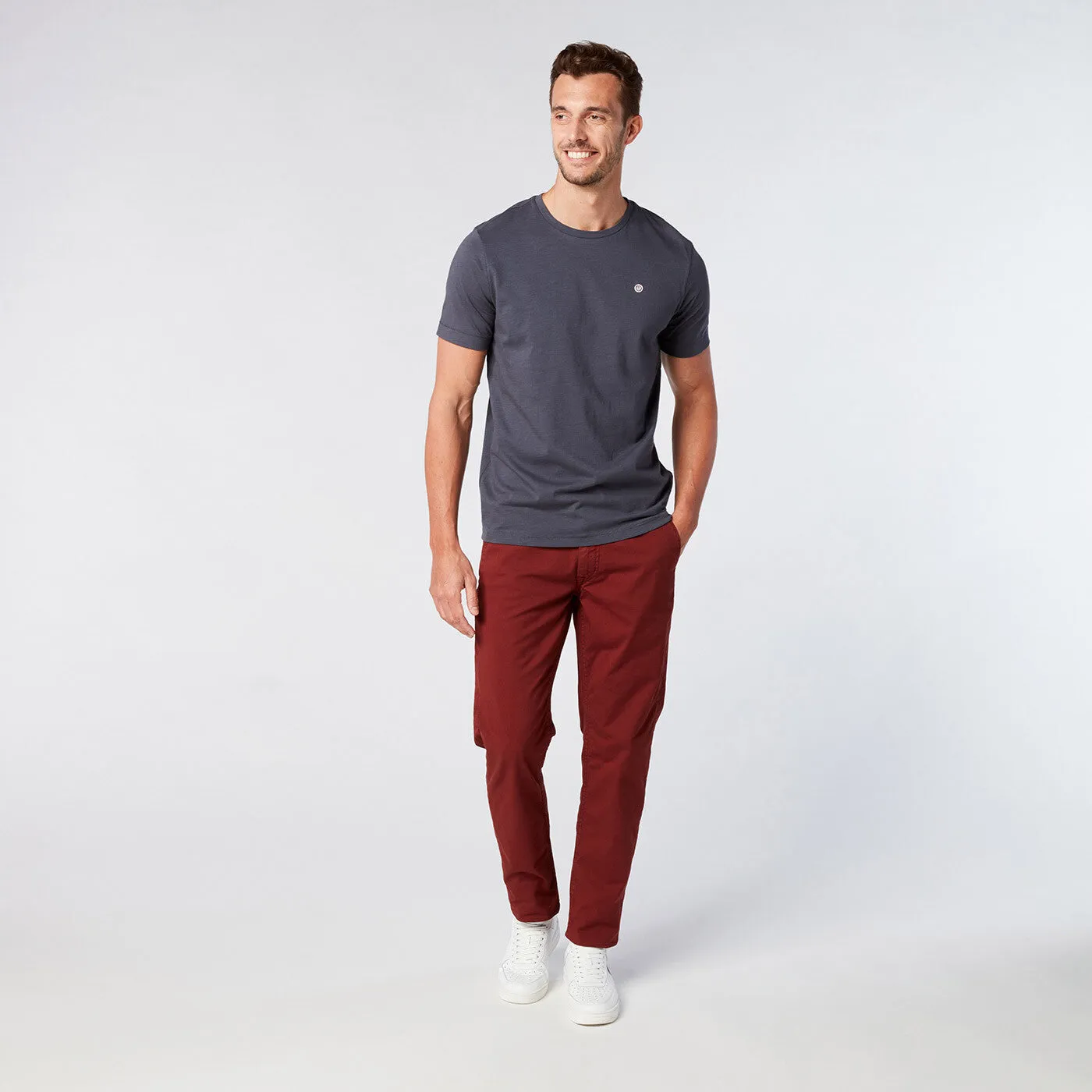 Chino 702 coupe confort brick