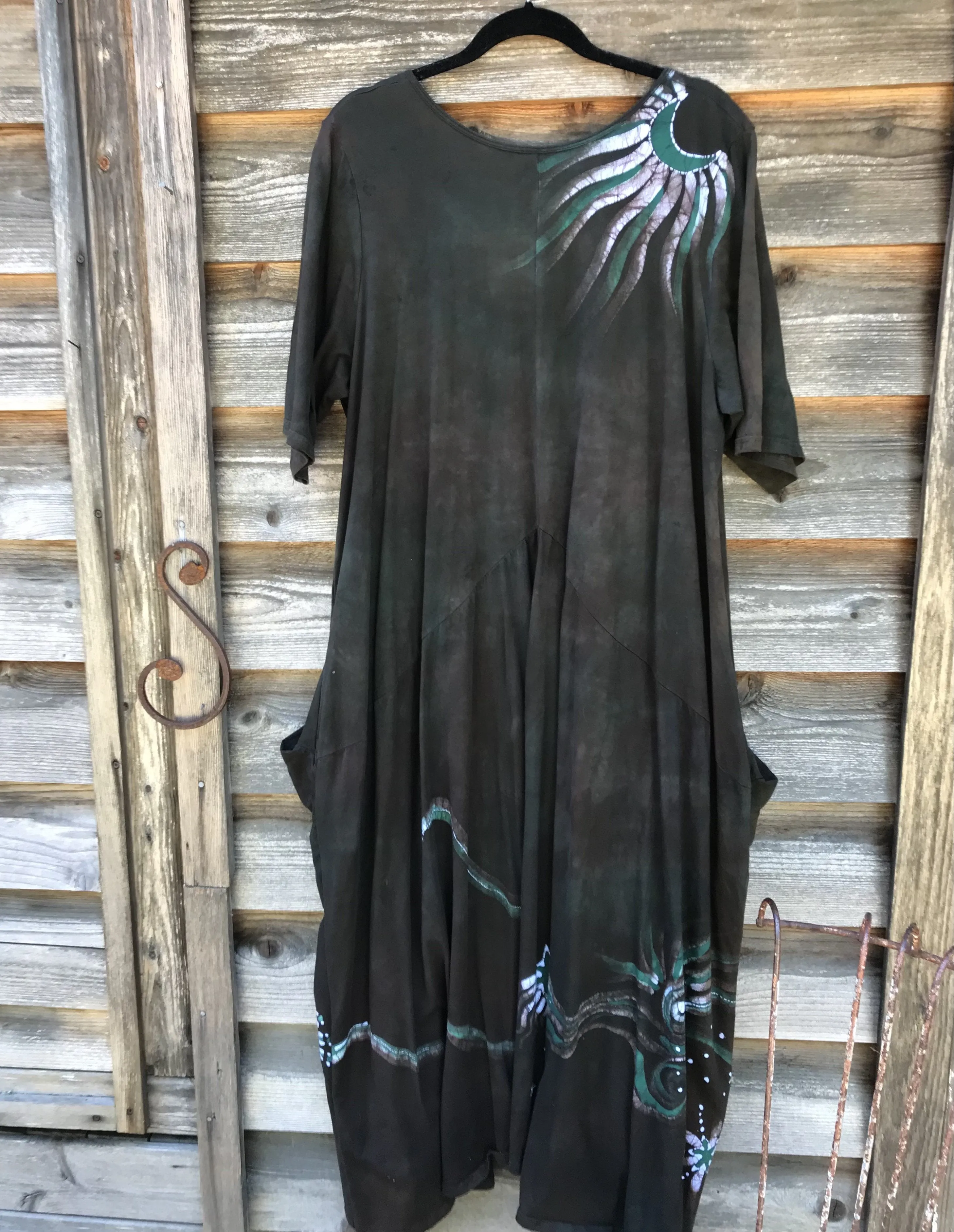 Earthy Green Tree - Hand Painted Short Sleeve Batik Dress With Pockets - Size 3X