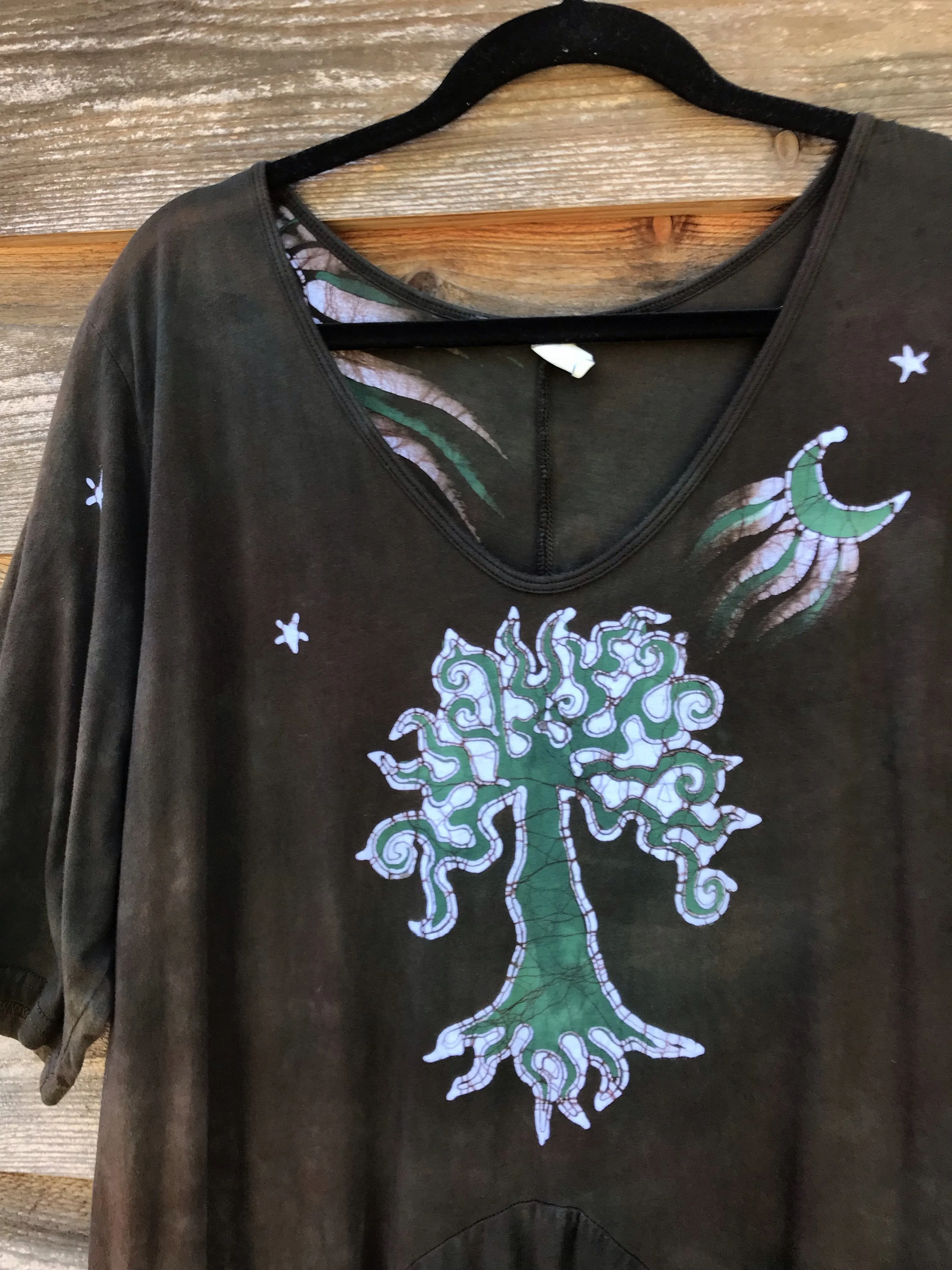 Earthy Green Tree - Hand Painted Short Sleeve Batik Dress With Pockets - Size 3X