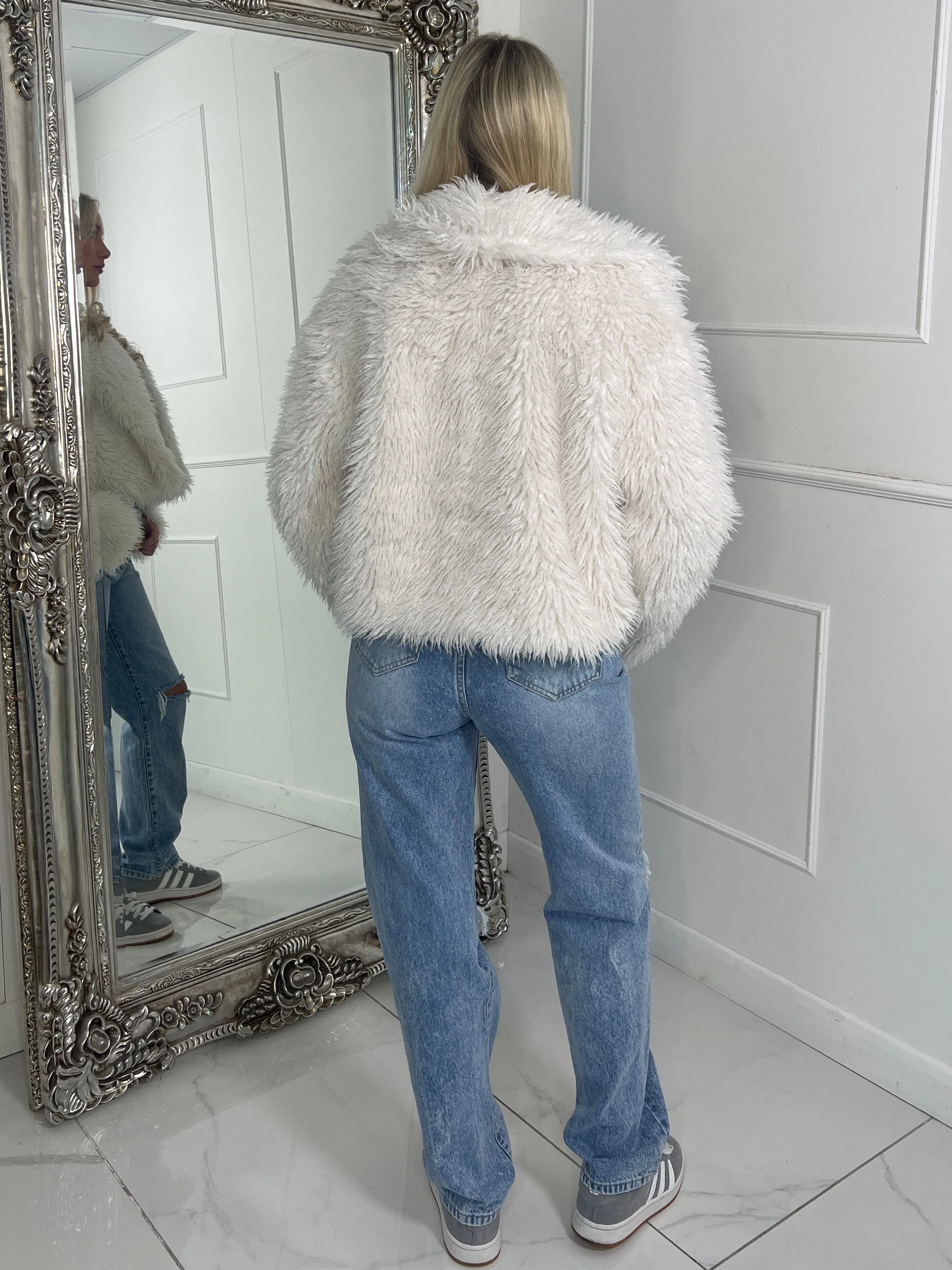 Faux Fur Collar Detail Oversized Jacket - White