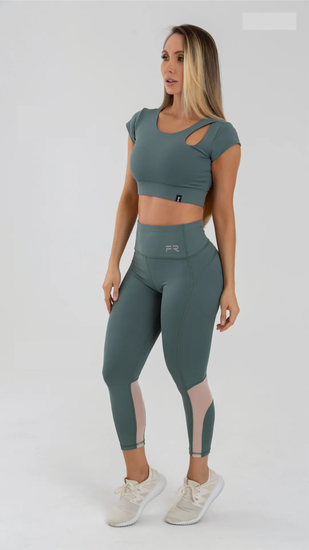 Fiber Workout Capris with back zipper pocket