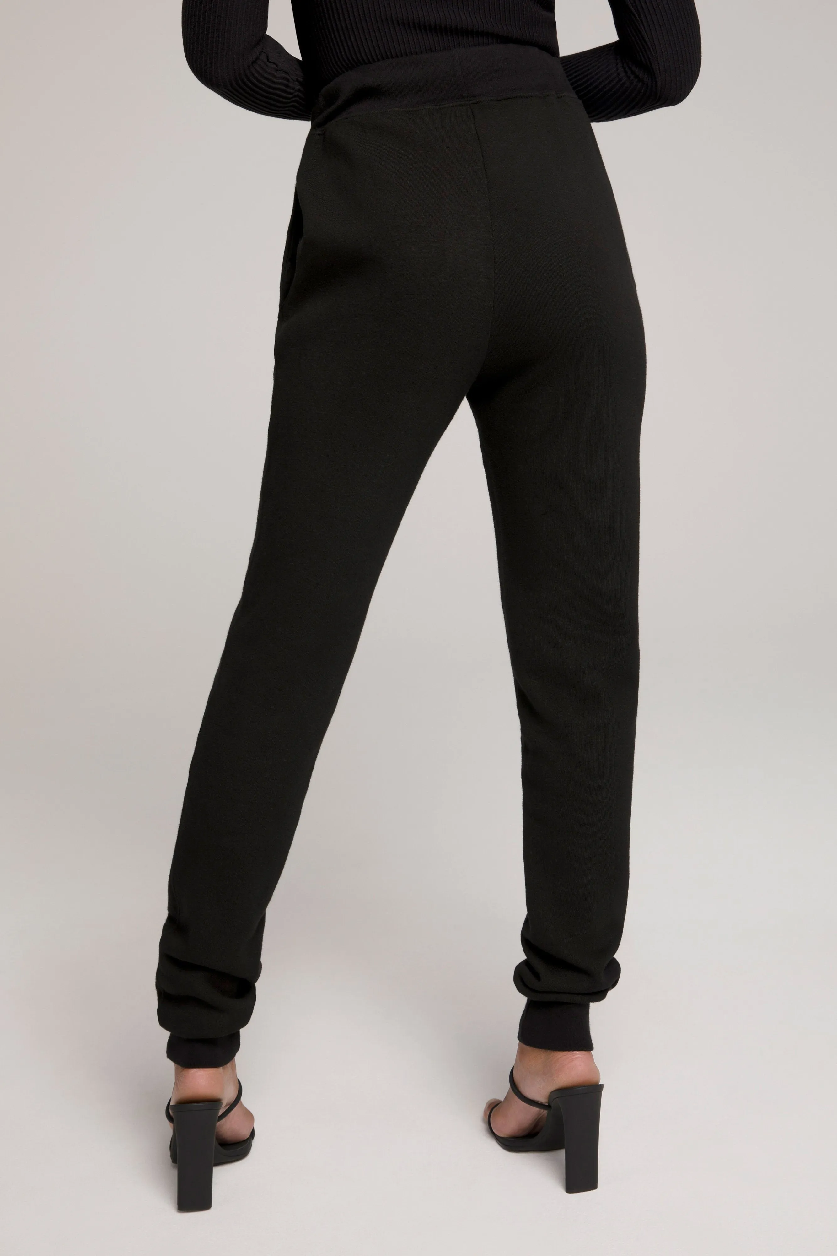 GOOD WAIST JOGGER | BLACK001