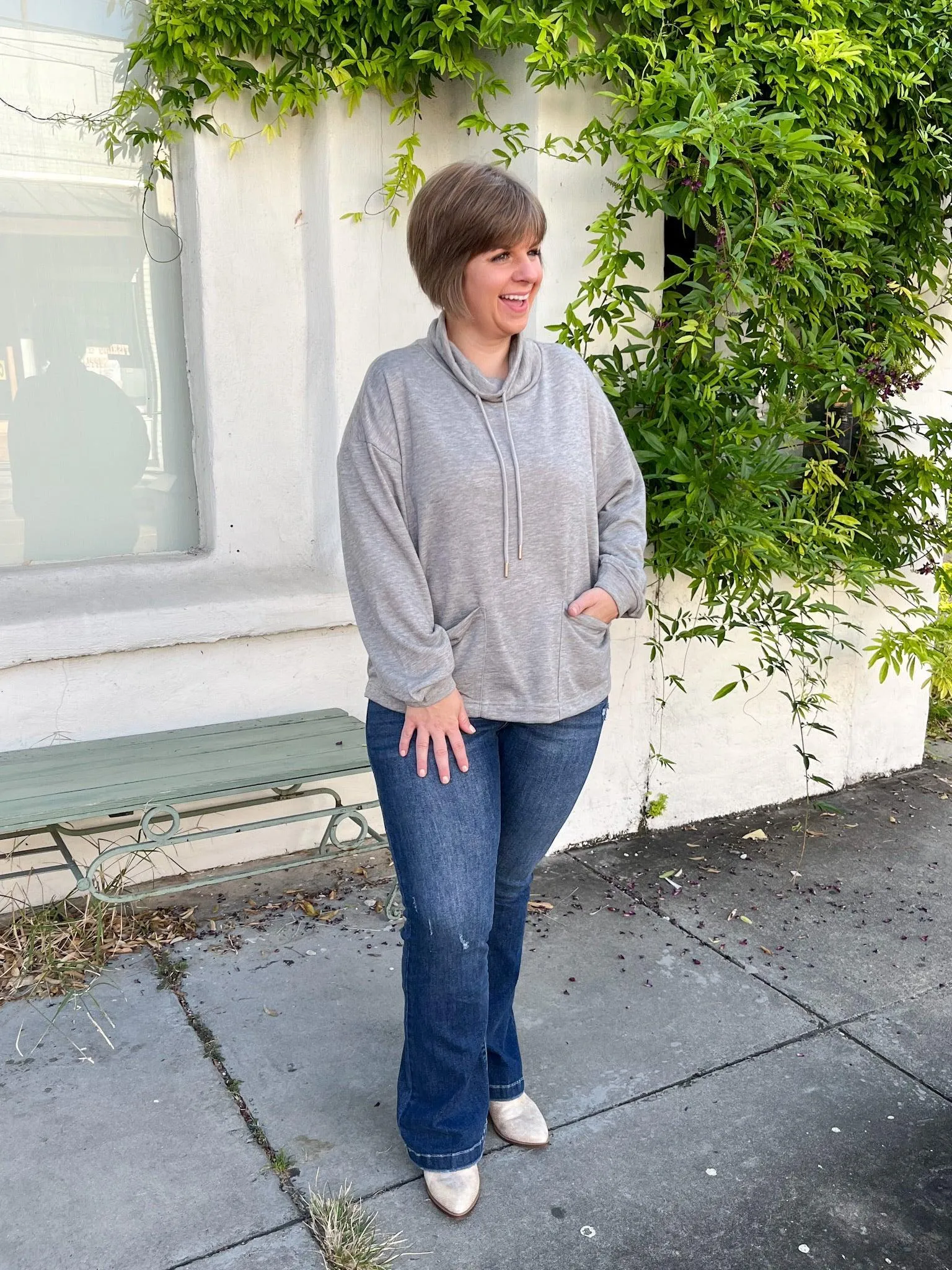 Relaxed Pocket Pullover