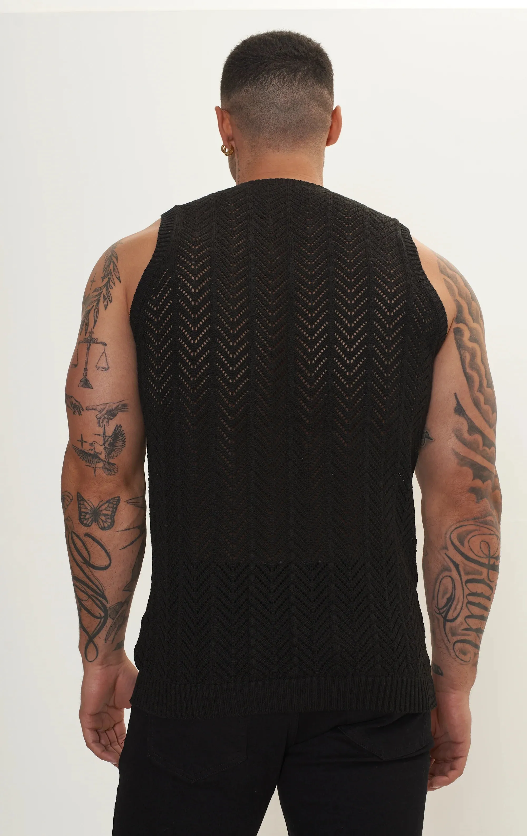 RNT23 crochet muscle tank black