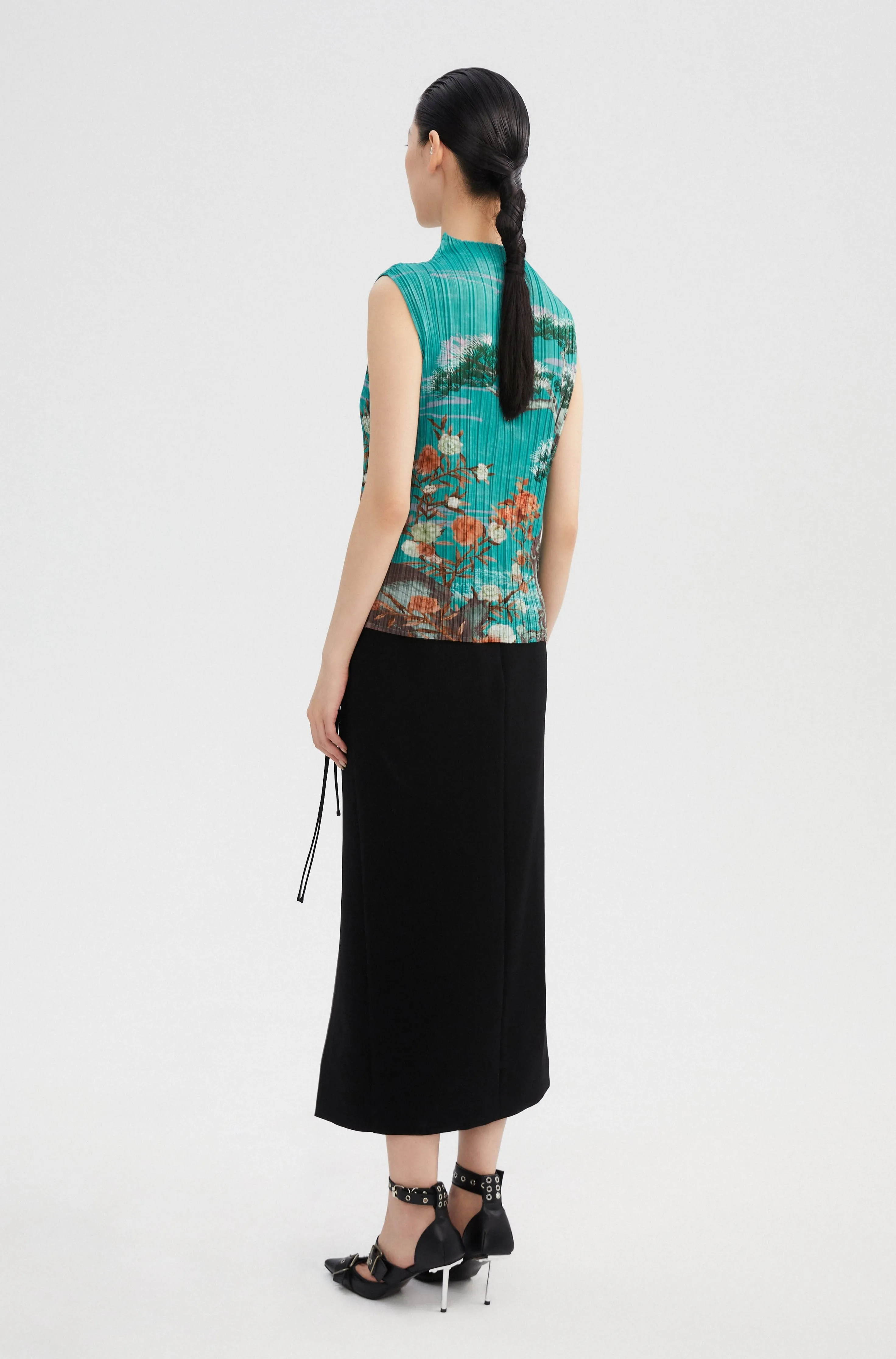 SEJIE | Tranquil Pine Pleated Sleeveless Top