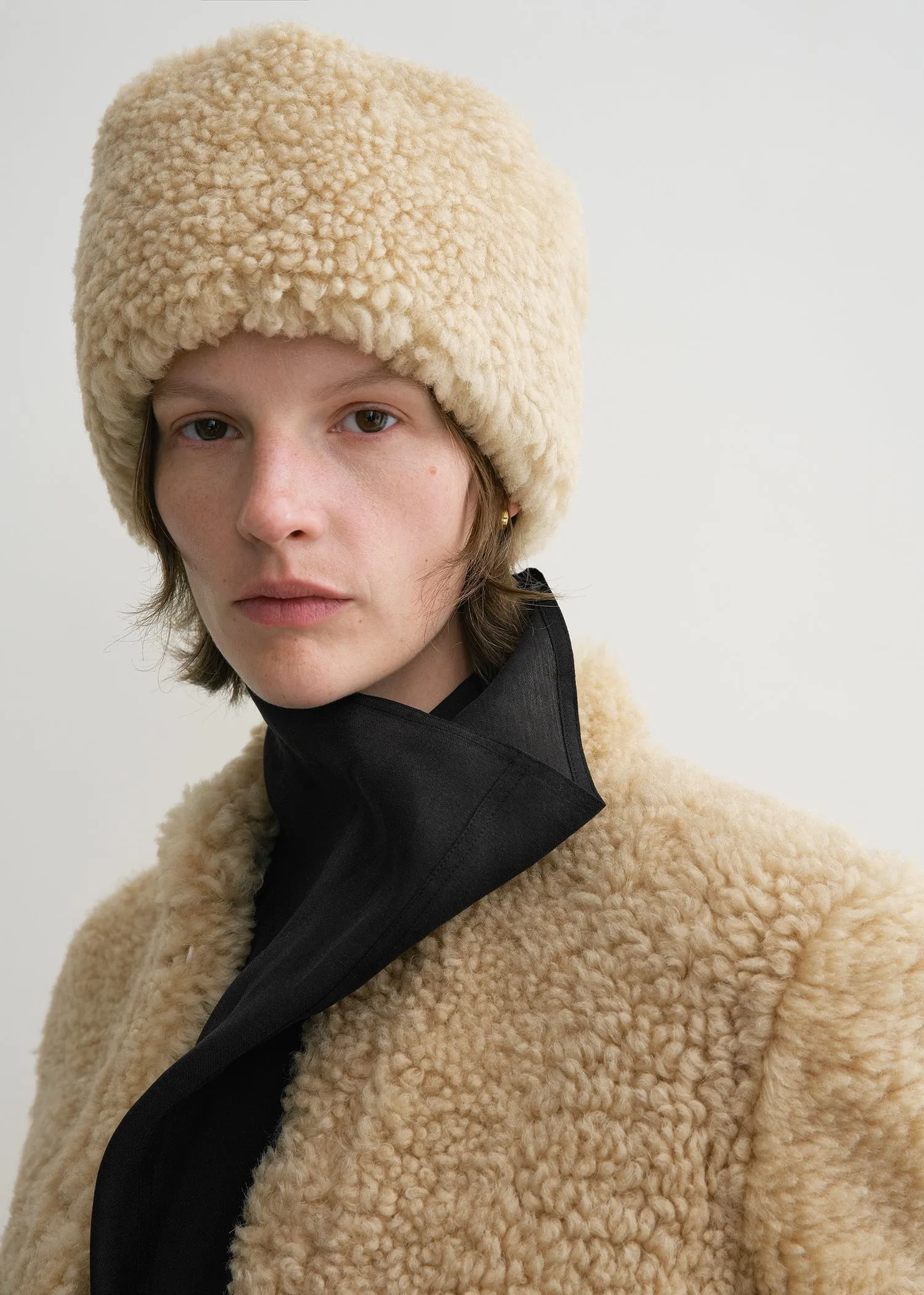 Shearling pillbox hat butter