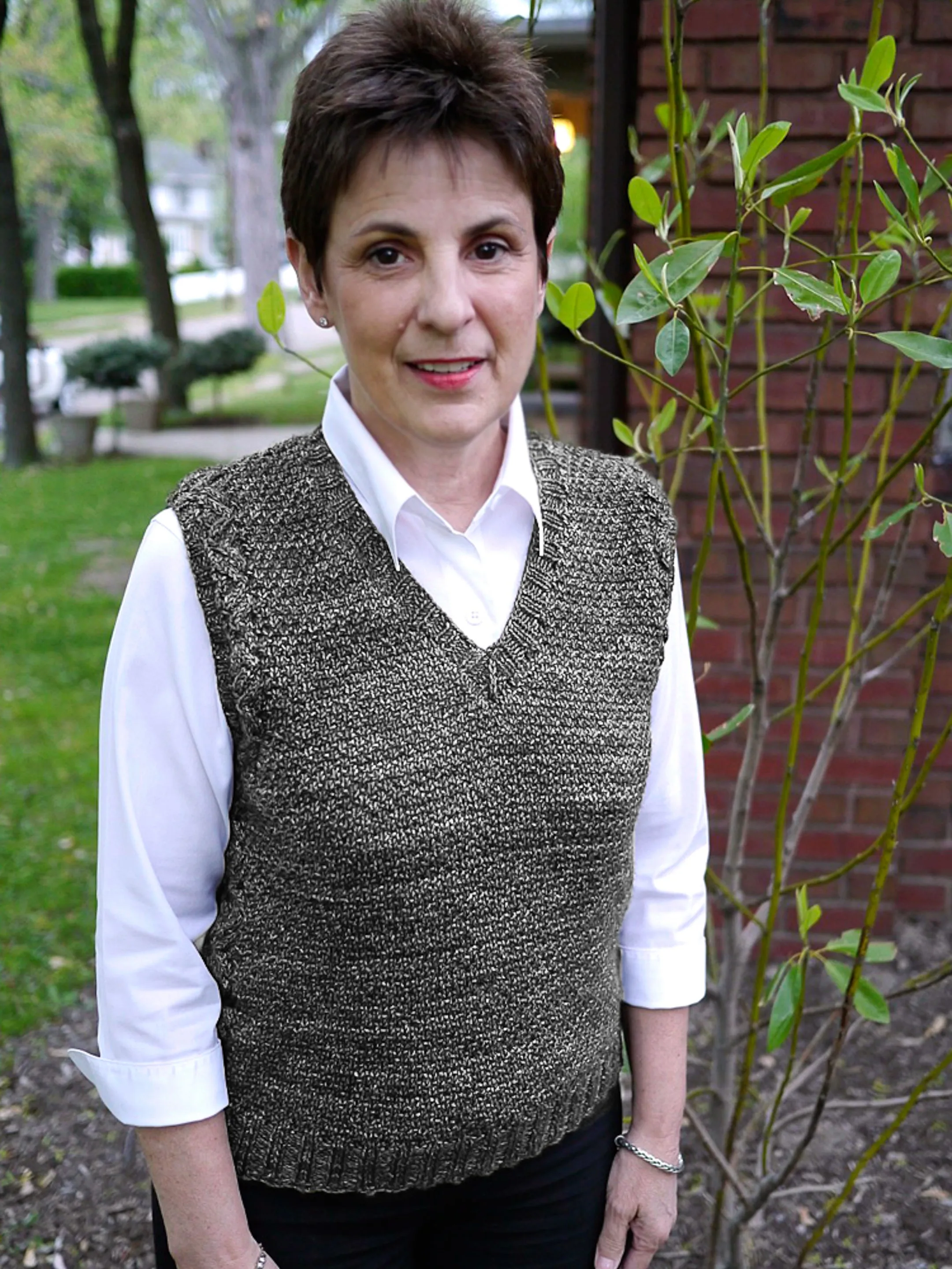 Sticks and Stones Cardigan <br/><small>knitting pattern</small>