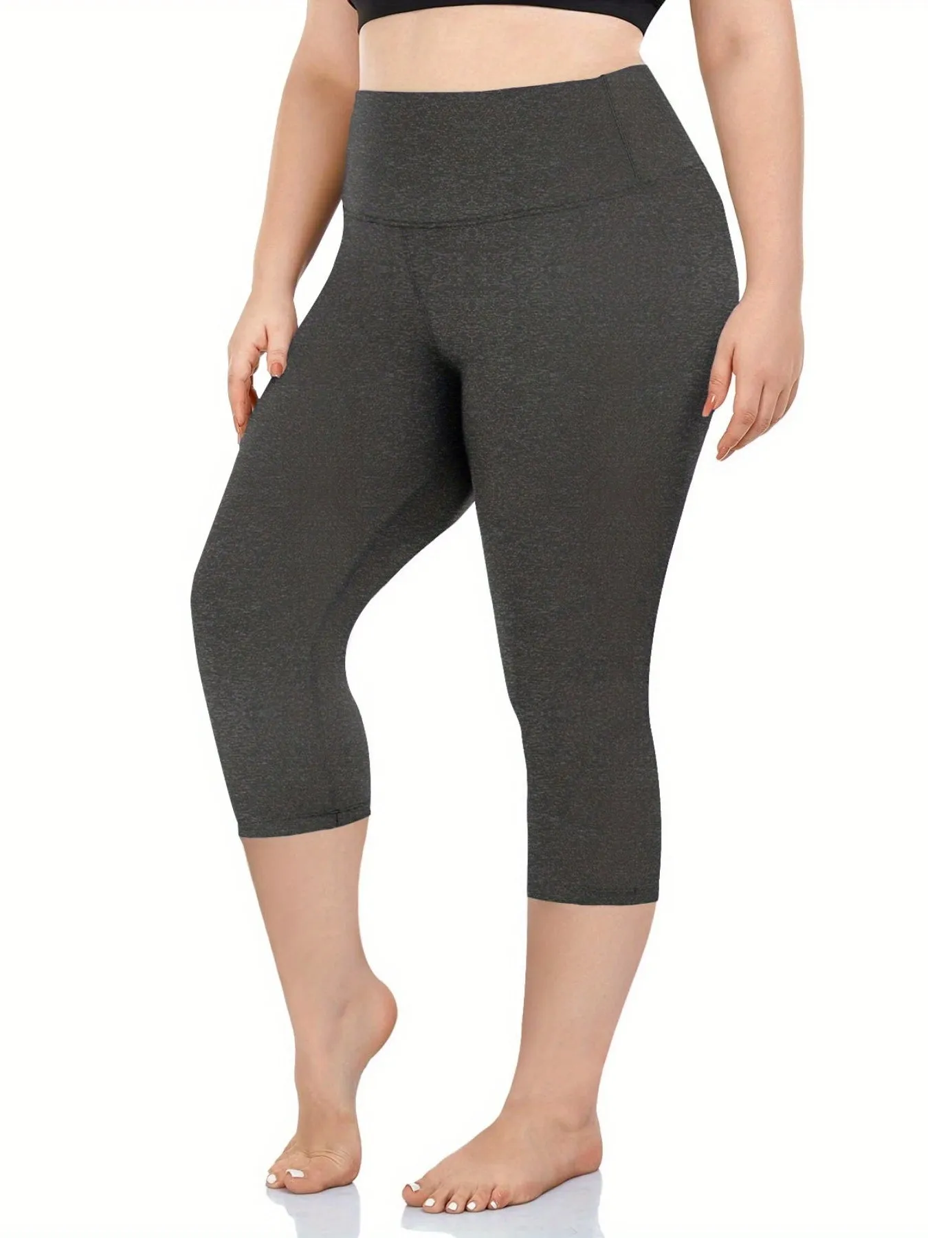 Streamlined Fitness Women's Plus Solid Pipping High Rise Skinny Capri Sports Leggings