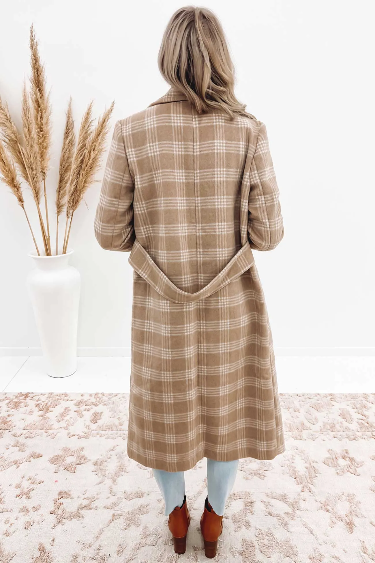 The Dreamer Coat Beige Plaid