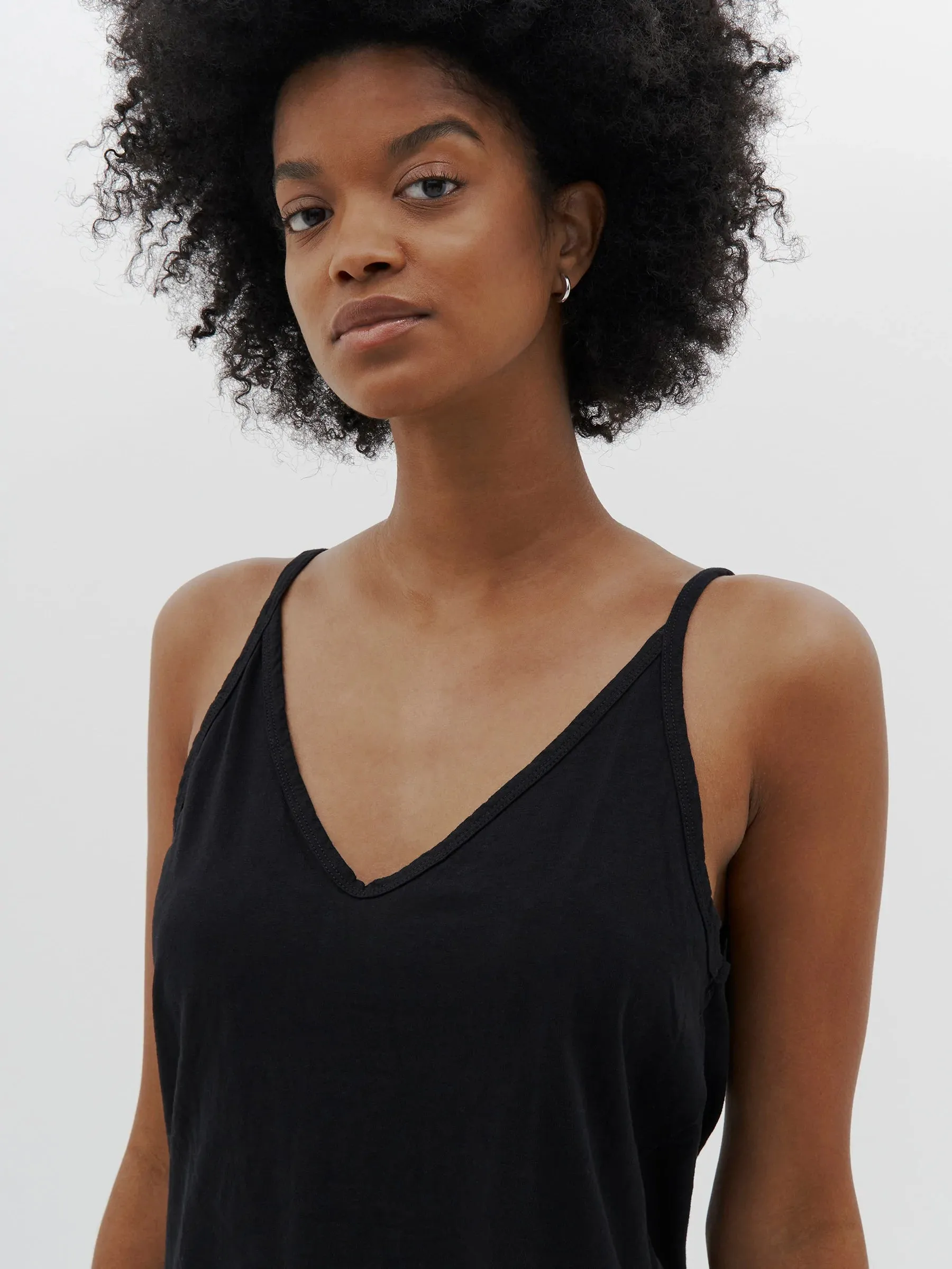 V NECK JERSEY CAMISOLE - BLACK