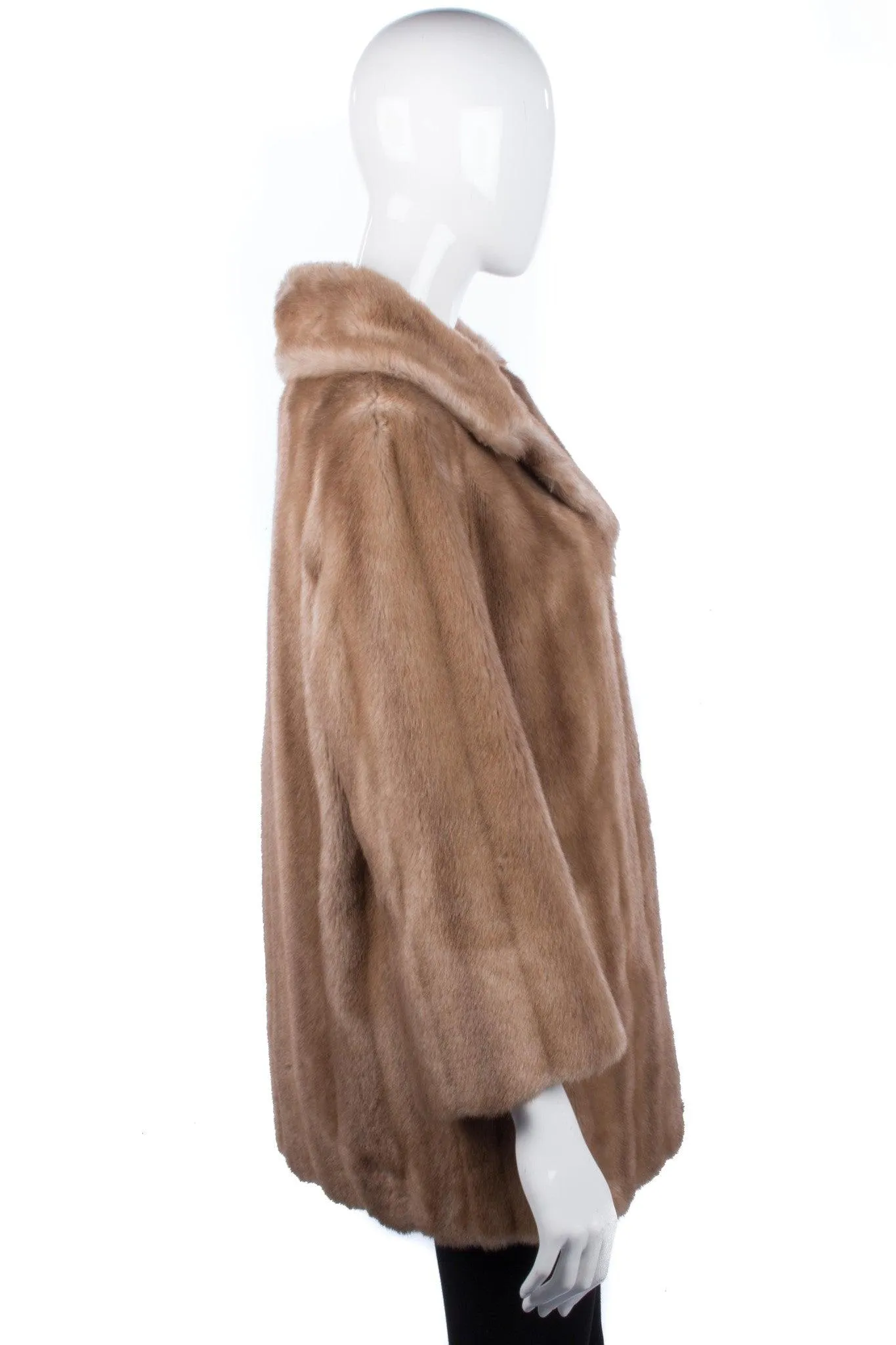 Vintage faux fur Hamells of London blonde coat